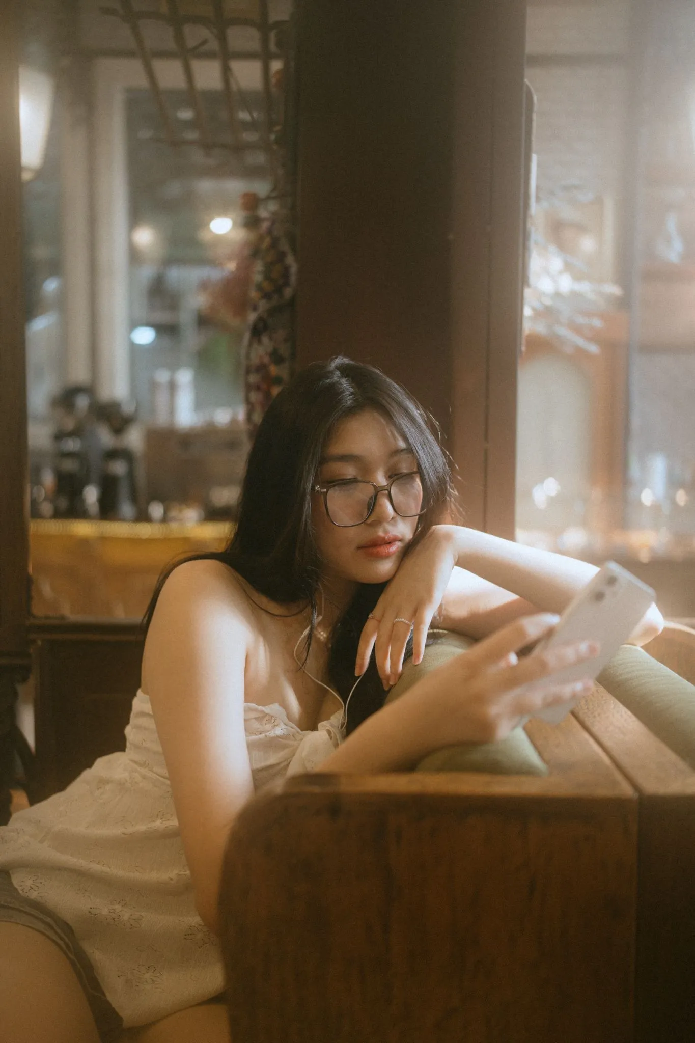 2567-05-04-Nina-Churn/6d5b7e2536fbdafa